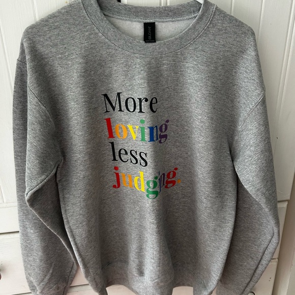 NWOT RAINBOW Crewneck Sweatshirt w/Multicolor POWERFUL Meaningful Saying VIBRANT - Picture 3 of 9